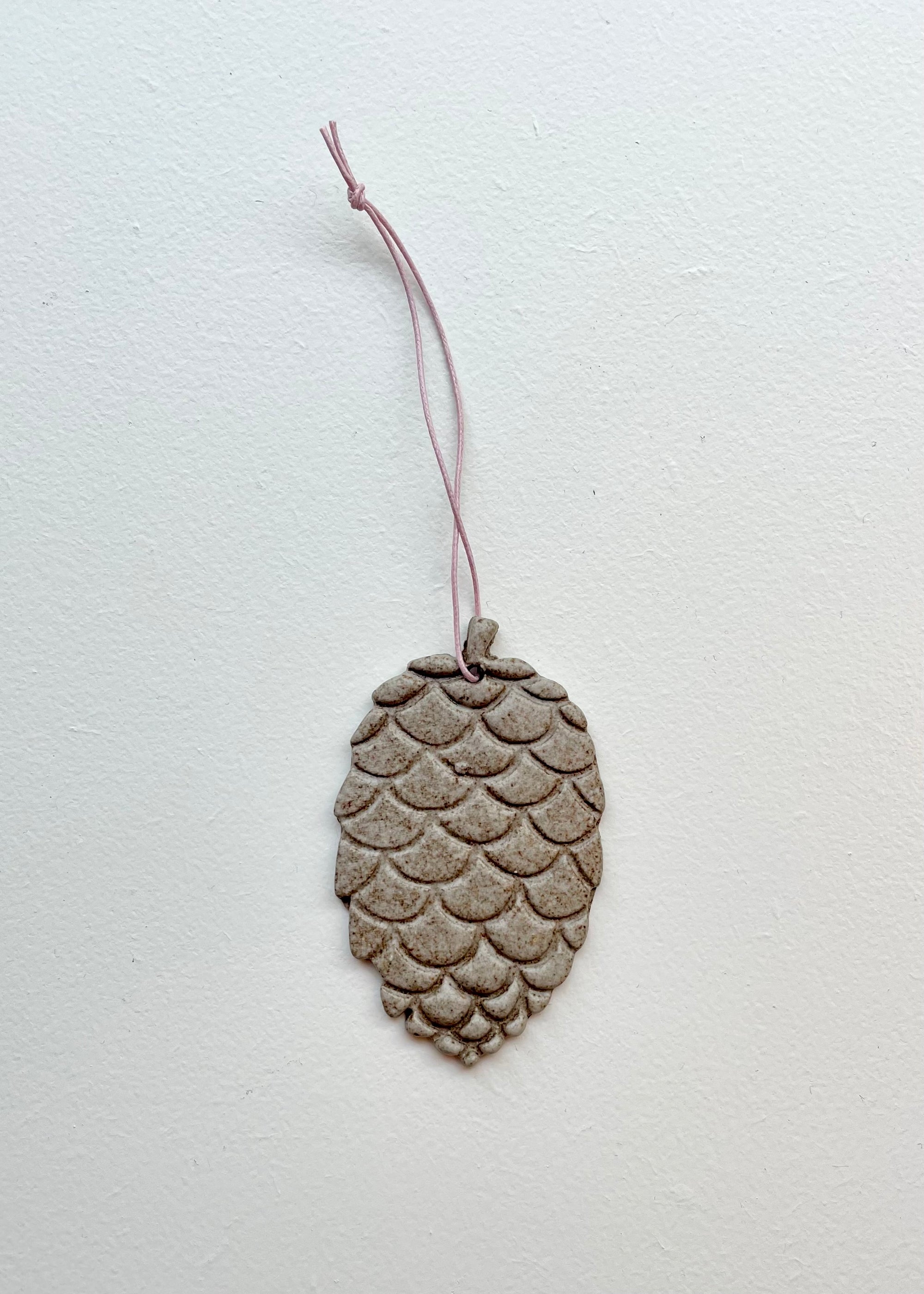 Viki Weiland - Ornament - small
