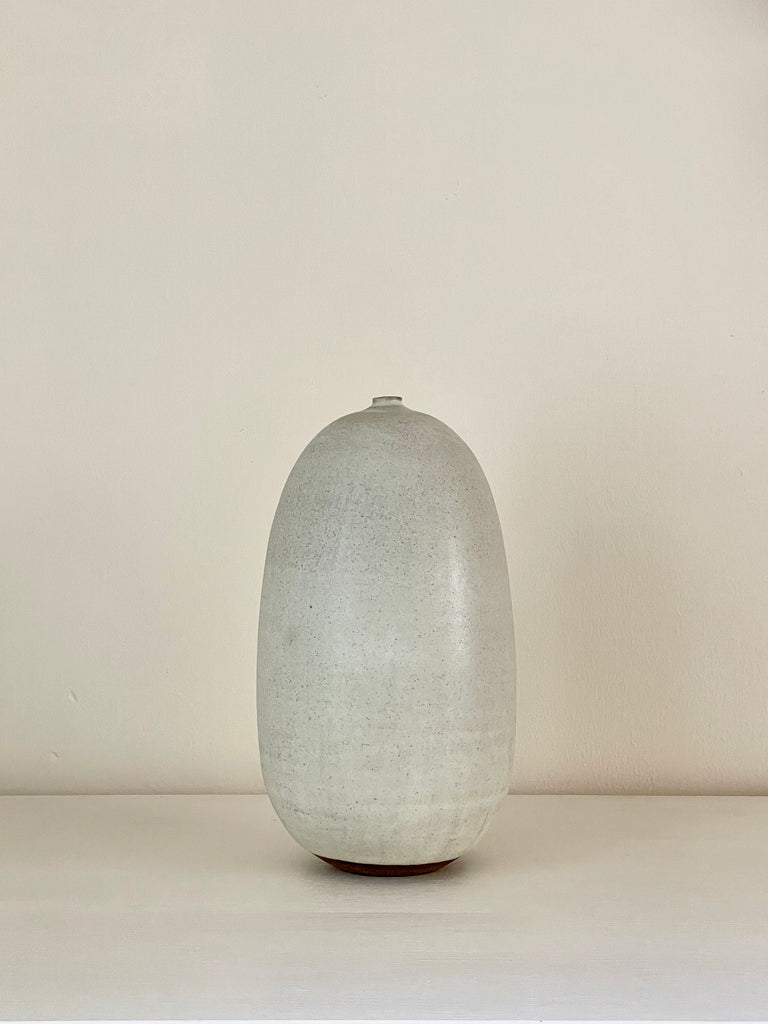Viki Weiland Torpedo vase