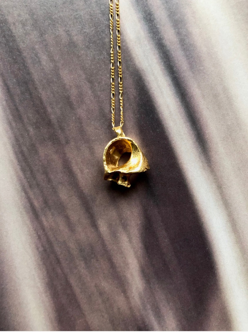 Coquille necklace
