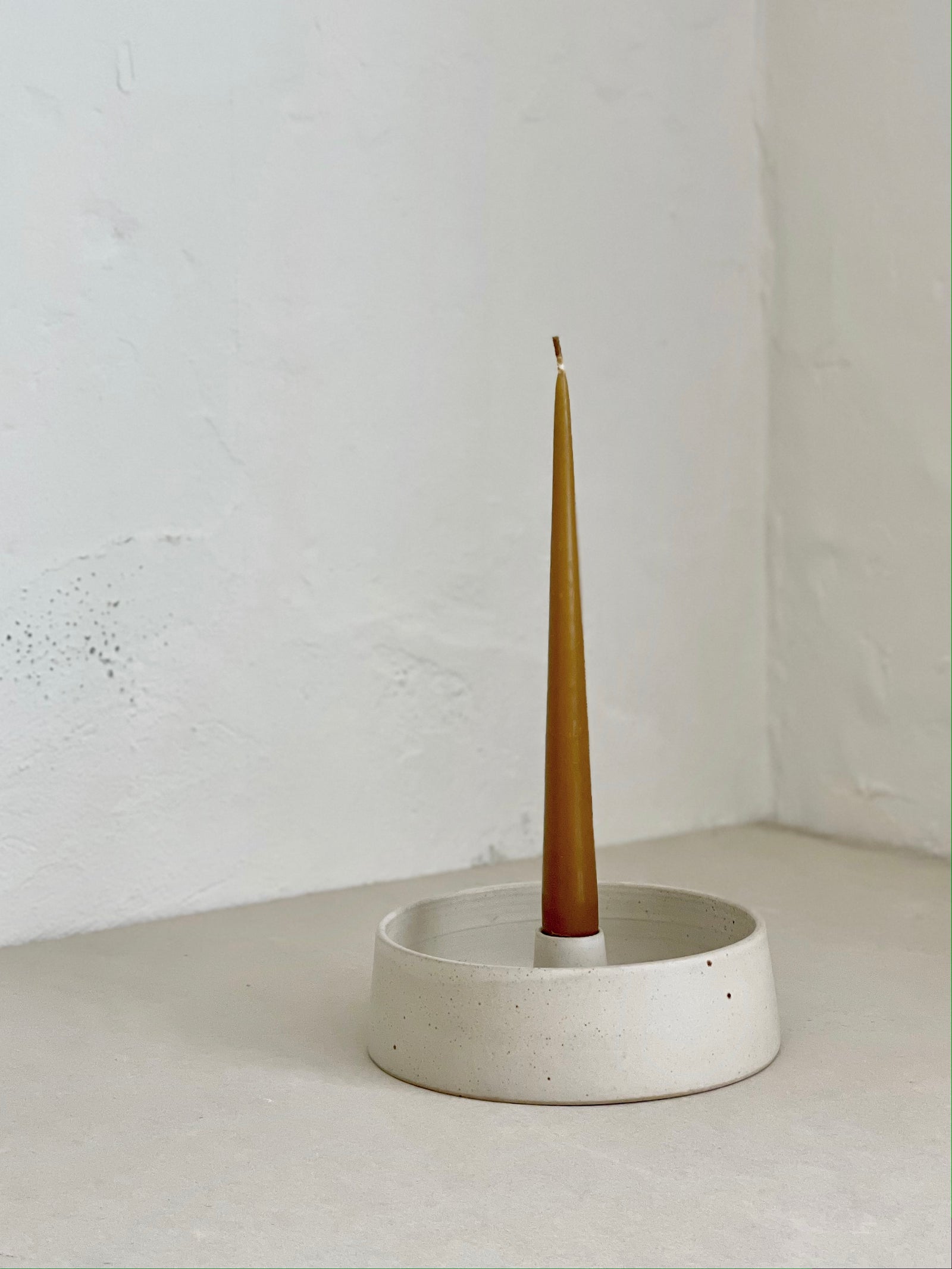 Viki Weiland - Candleholder - white