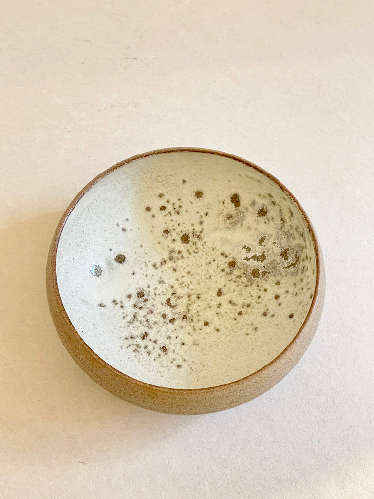 Aage Würtz bowl - Beige dots - Medium