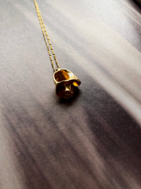 Coquille necklace